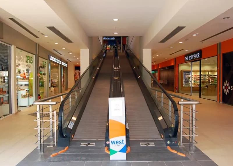 Chodniki ruchome — przykładowa instalacja
